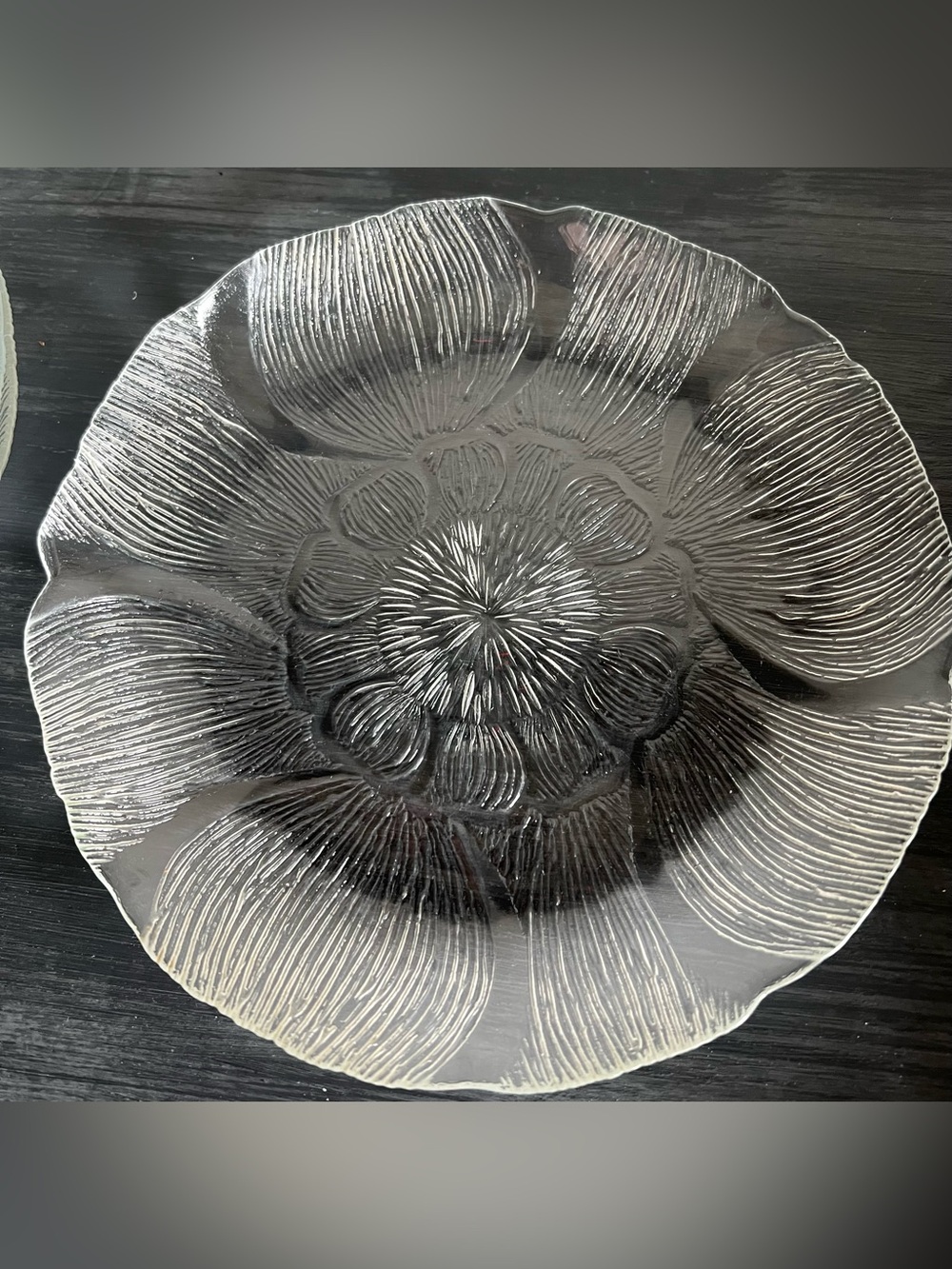 Set of 6 Vintage Arcoroc France Glass Salad Plates “Fleur”Pattern